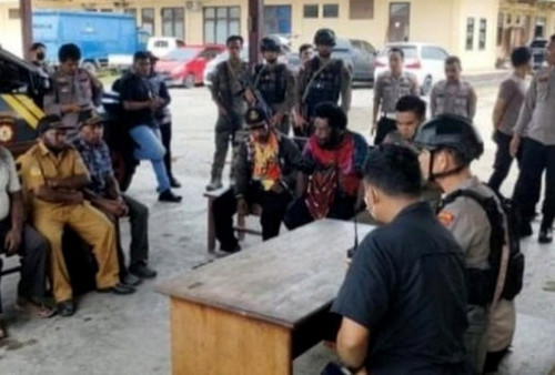 22 Warga Diduga Simpatisan KKB Papua Ditangkap, Warga Suku Ngalik Datangi Polres 