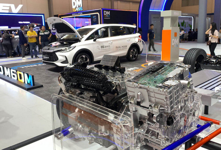 BYD Beri Jaminan Ketenangan Kepemilikan BYD M6 DM-i, Efisiensi di Atas 60 Persen