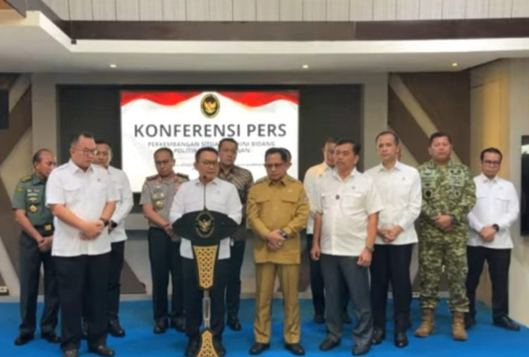 Penanganan Karhutla Tak Cukup Pemadaman, Menko Polkam Tekankan Penegakan Hukum