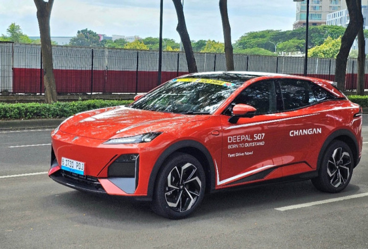Changan Deepal S07 Meluncur di GJAW 2025, Andalkan Teknologi Golden Shield Battery!
