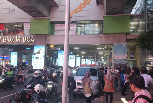 Muatan Crane Jatuh, Akses MRT Jakarta Ditutup Sementara Hingga Penumpang Menumpuk