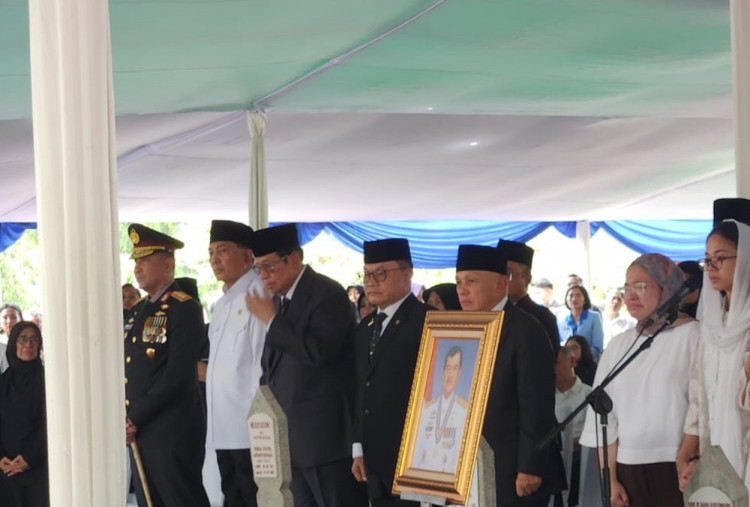 Panglima TNI Pimpin Upacara Peristirahatan Terakhir Widodo AS, SBY Hingga Menteri Kabinet Hadir