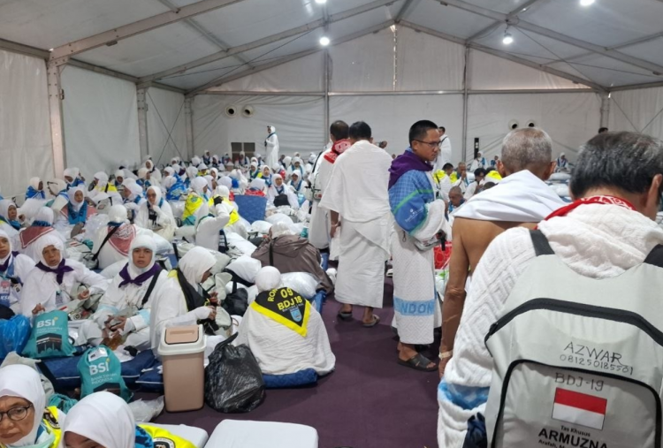 Puncak Haji Armuzna, Kemenhaj Ingatkan Jemaah Patuhi Aturan Ihram dan Antisipasi Cuaca Panas Ekstrem