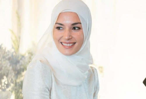Foto-Foto Tunangan Pangeran Brunei Abdul Mateen saat Pengajian, Anisha Rosnah Cantik Pakai Hijab