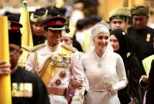 7 Momen Resepsi Pernikahan Pangeran Mateen dan Anisha Rosnah, Saling Tatap Mesra 