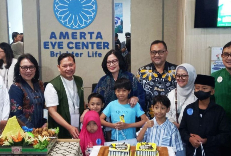 Kasus Miopia Anak Terus Meningkat, RSUD Dr. Soetomo dan PERDAMI Gelar Pemeriksaan Mata Gratis