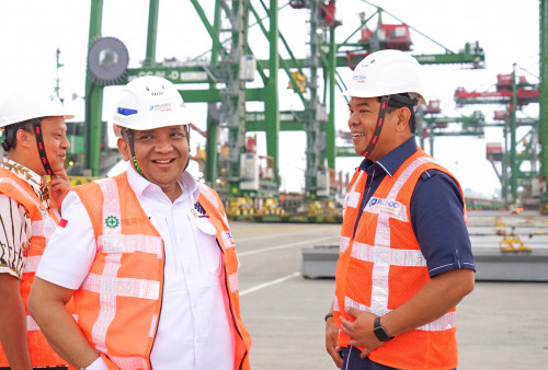 Wamenaker RI Kunjungi Terminal Teluk Lamong: Tekankan Hubungan Industrial yang Harmonis