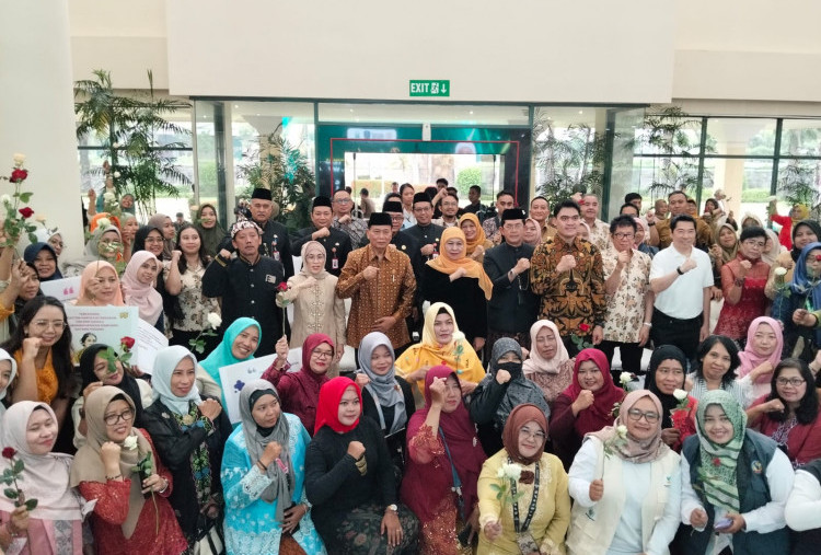 Pemprov Jatim Gelontorkan BLT dari Cukai Tembakau Rp10,3 miliar Untuk 10 Ribu Pekerja  