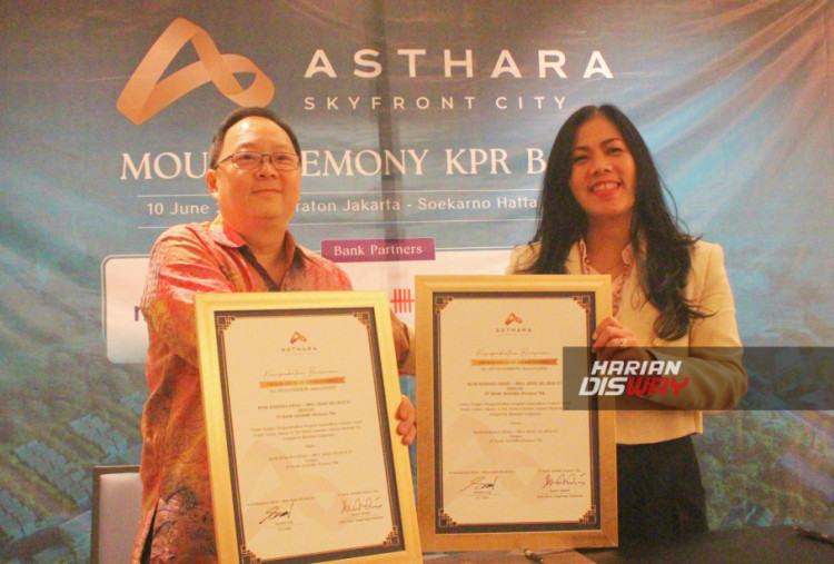 Hari ini, 10 Juni 2025, Asthara Skyfront City secara resmi menjalin kerja sama dengan empat institusi keuangan ternama, yaitu Bank Mandiri, Bank OCBC, Bank UOB, dan Bank INA. Kolaborasi ini bertujuan untuk memudahkan proses kepemilikan rumah melalui fasilitas pembiayaan KPR yang kompetitif dan terpercaya bagi para calon penghuni.