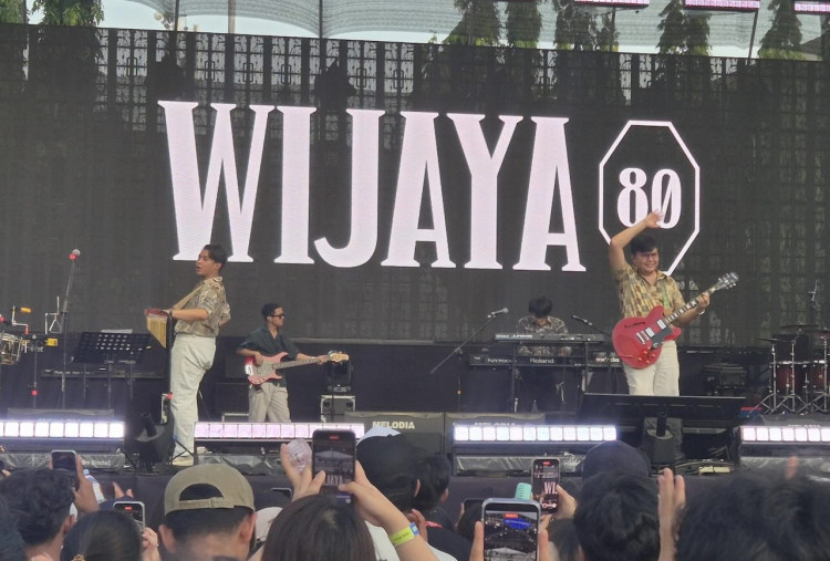 Ardhito Pramono & Wijaya 80 Buka Jazz Traffic 2025 dengan Perayaan Patah Hati