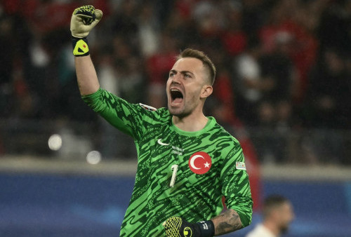 Mert Gunok Jadi Pahlawan Turkiye Saat Kalahkan Austria di 16 Besar Euro 2024, Disamakan Gordon Banks 