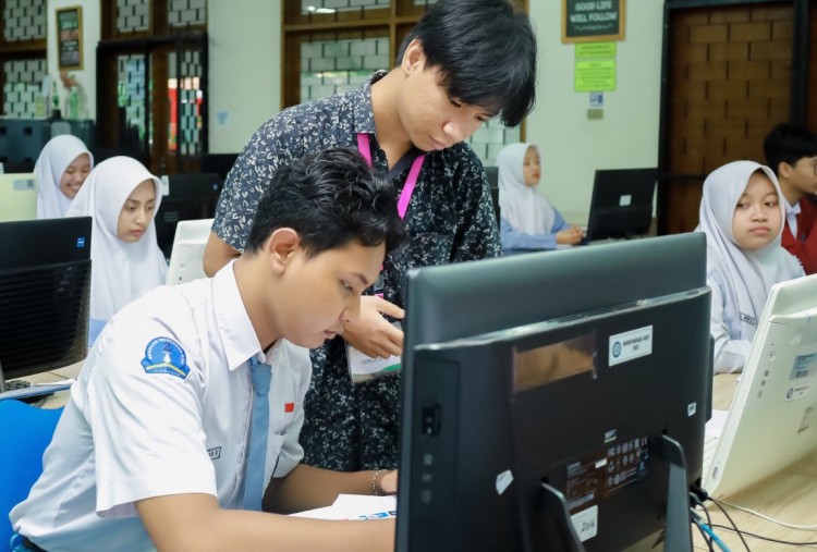 Golden Ticket Unair Diperebutkan 6.206 Pelajar dari 23 Provinsi, Bersaing Ketat di OSA 2025