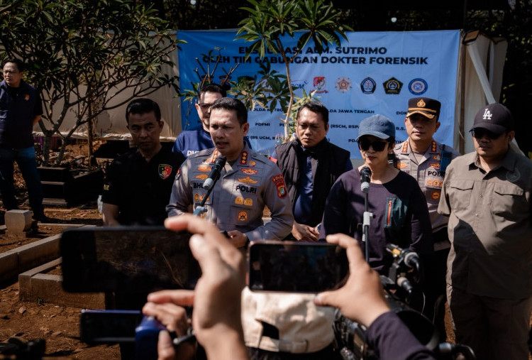 Polda Metro Jaya Ekshumasi Jenazah Sutrimo di Banyumas untuk Ungkap Penyebab Kematian