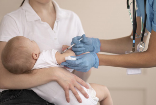 Peringatan HUT RI ke-78, Kemenkes Berikan Vaksin Diare Gratis Untuk Seluruh Bayi Indonesia