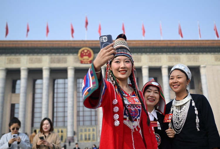 Harian Disway di China International Press Communication Center (CIPCC) (48): Belajar Uniknya Demokrasi Tiongkok