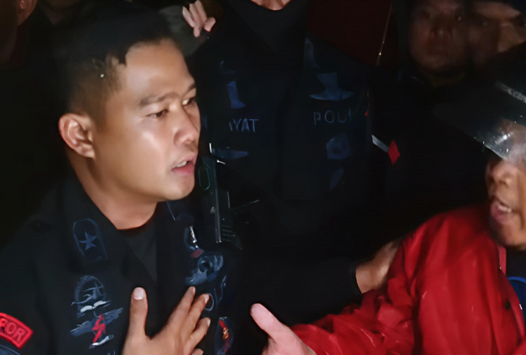 Mako Brimob Kwitang Digeruduk, Ojol Mengamuk!
