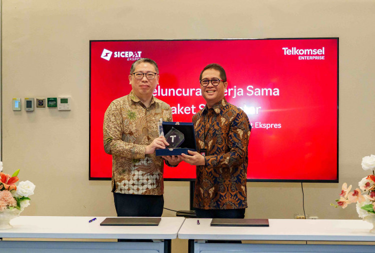 Telkomsel Gandeng SiCepat Luncurkan Paket Siap Antar, Bikin Kurir Logistik Makin Produktif