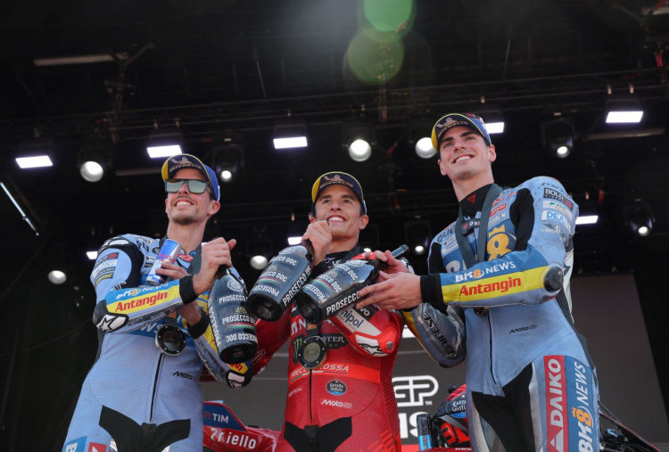 MotoGP Aragon 2025: Marc Marquez Juara Sprint Race Ketujuh Musim Ini, Menjauh dari Alex