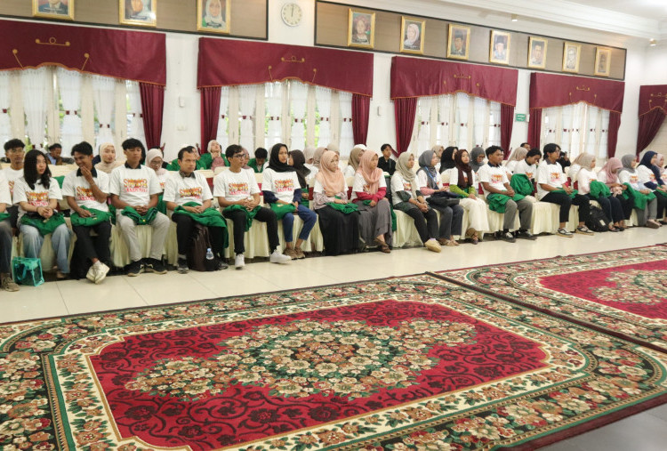 Mendiktisaintek: 82 Perguruan Tinggi Turun Tangan Pulihkan Aceh, Sumut, dan Sumbar