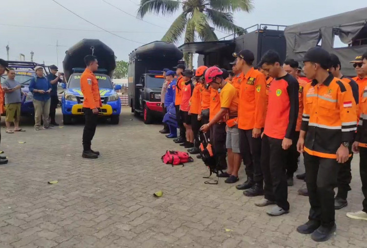 Pencarian Rombongan Jurnalis, Operasi SAR Kerahkan 16 Armada hingga Helikopter di Selat Sunda