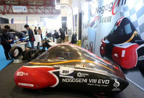 Tim Nogogeni dari Institut Teknologi Sepuluh Nopember (ITS) kembali meramaikan Periklindo Electric Vehicle Show (PEVS)2024 yang digelar di JIEXPO Kemayoran.
