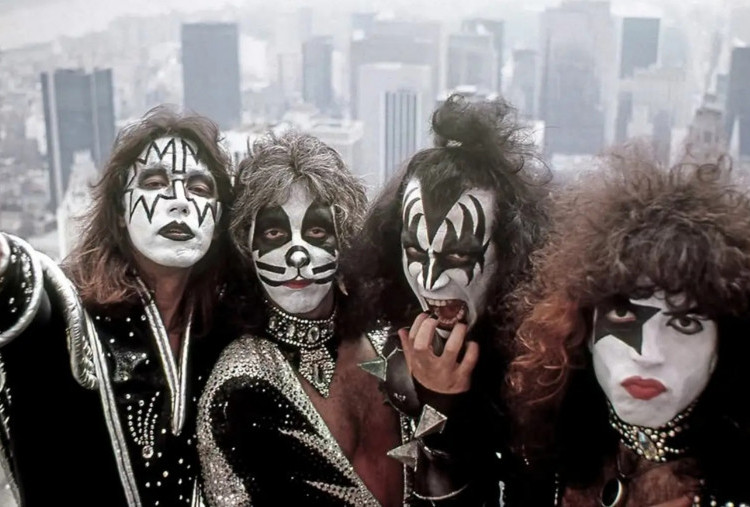Kiss Siapkan Materi Baru, Tommy Thayer Sebut Paul Stanley Menulis Lagu Hebat
