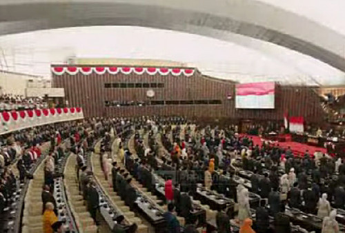 528 Anggota Parlemen Hadiri Sidang Tahunan MPR - DPR - DPD Hari Ini   