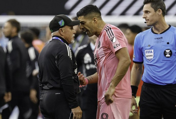 Aksi Luis Suarez Meludahi Staf Sounders Diganjar Skors 6 Kali Pertandingan, 2 Pemain Lainnya Ikut Dapat Hukuman
