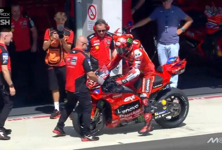 Pecco Bagnaia Gagal Total di Brno Gara-Gara Warning Tekanan Ban Palsu, Ducati Minta Maaf
