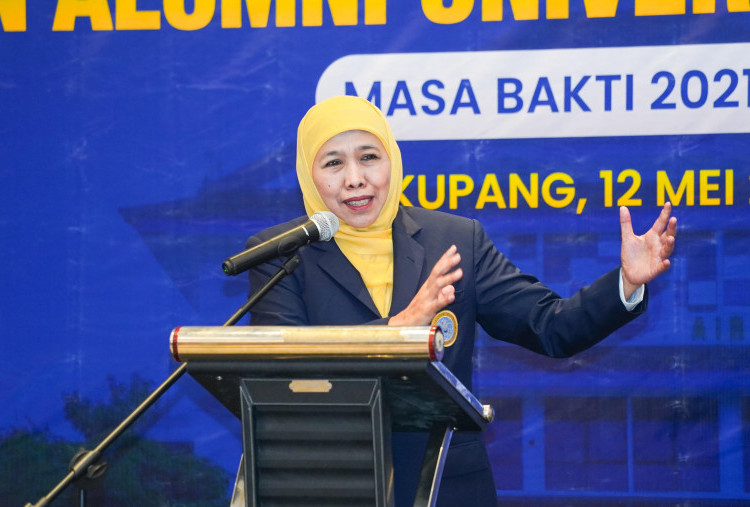 Khofifah Terpilih sebagai Presidium Himpuni 2025-2028, Ingin Perkuat Peran Alumni PTN untuk Indonesia Emas 2045