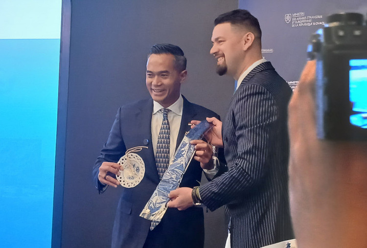 Kunjungan Menlu Slovakia ke RI, Kadin Indonesia Dorong Kerja Sama Teknologi dan Perdagangan