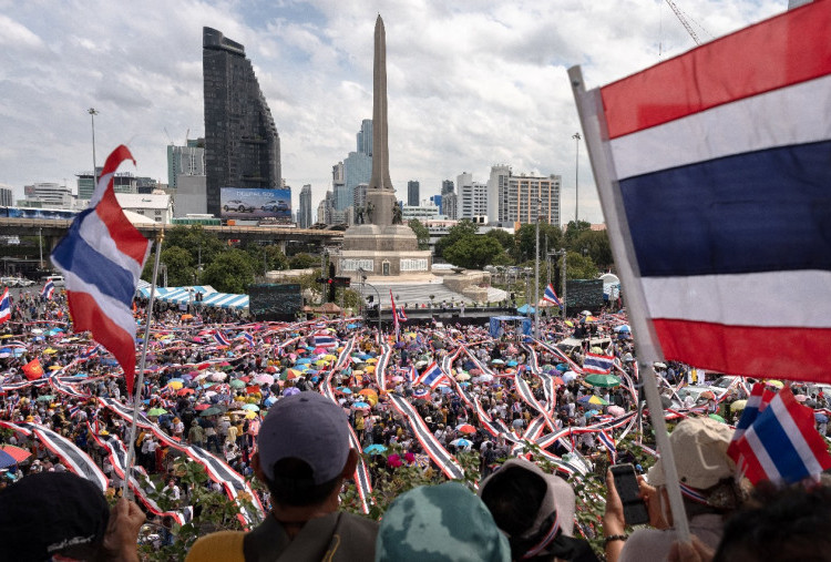 Unjuk Rasa di Bangkok Desak PM Paetongtarn Mundur, Percakapan dengan Eks PM Kamboja Bocor