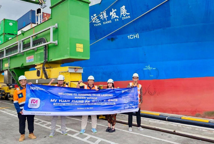 Terminal Teluk Lamong Sambut Layanan Baru Feeder Asia Xpress (FAX)