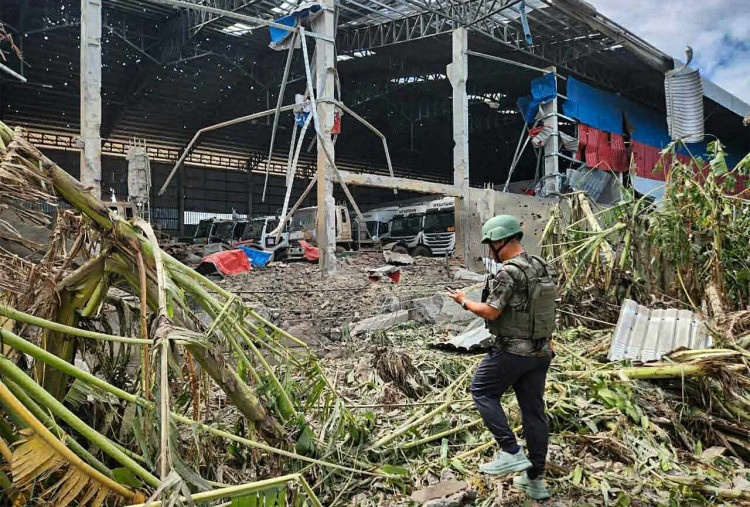 Balas Serangan Roket, Thailand Bombardir Kota Poipet, Kamboja, Puluhan Warga Sipil Tewas