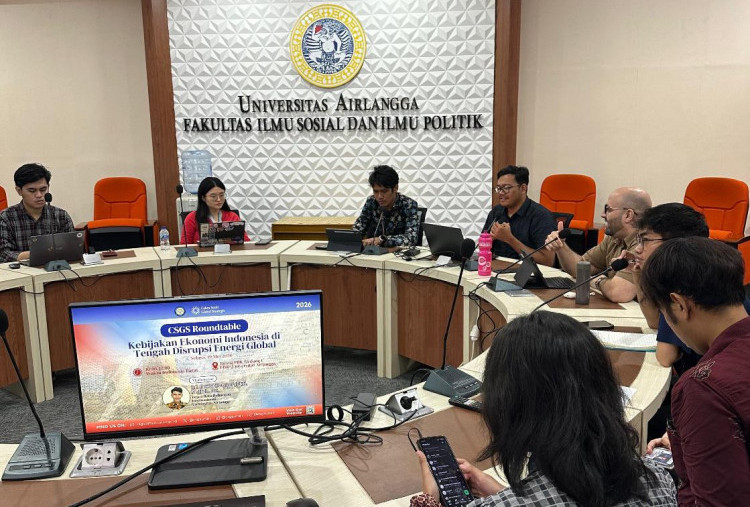 CSGS Roundtable Unair Bedah Kebijakan Ekonomi Indonesia di Tengah Disrupsi Global
