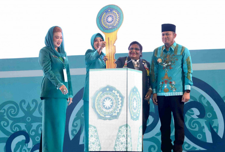 Buka Rakernas PKK, Wamendagri Ribka Ungkap Jasa TP PKK Tingkatkan Kualitas Hidup Masyarakat