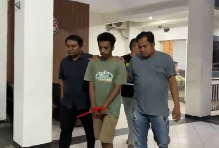 Polda Metro Ungkap Peredaran Ganja 1 Kg di Sunter, 1 Pelaku Ditangkap di Pos Keamanan Jasa Pengiriman