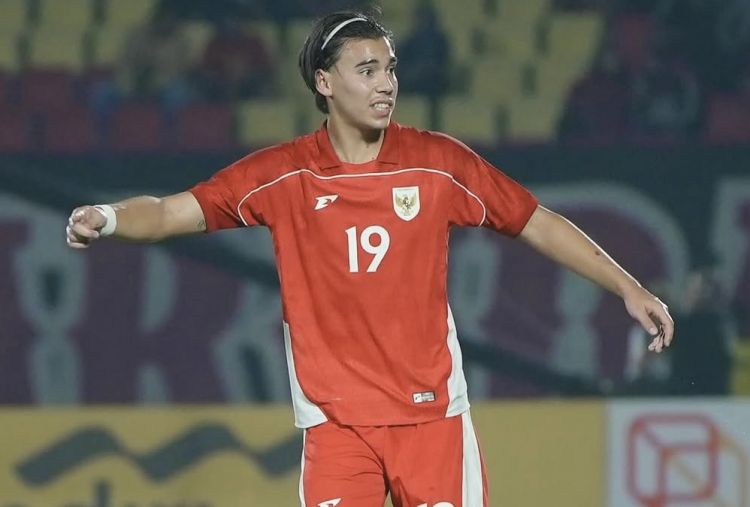 Persib Guncang Super League: Rekrut Mantan PSG, Pemain Muda Naturalisasi Timnas Resmi Gabung Maung Bandung