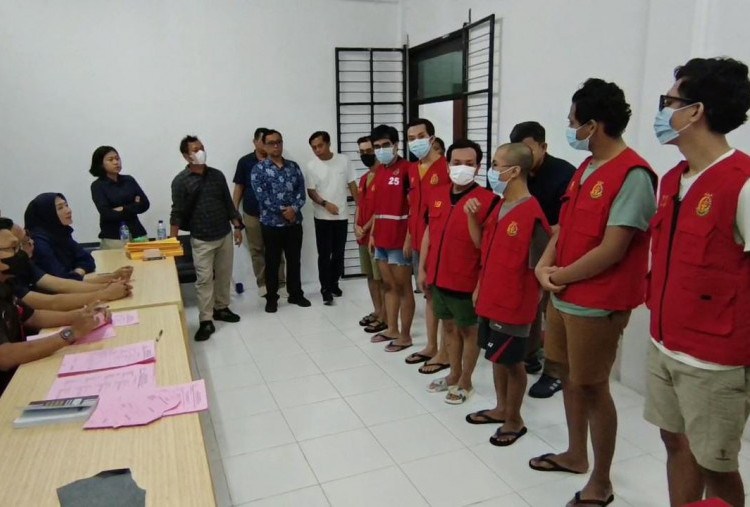 Kejari Surabaya Terima Tahap II Perkara Pornografi Kasus Pesta Gay