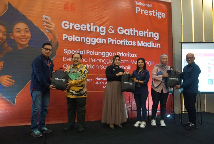 Telkomsel Pererat Hubungan dengan Pelanggan Prioritas Lewat Acara Spesial di Pasuruan dan Madiun