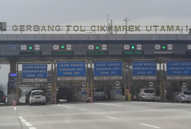 Contraflow 3 Lajur Tol Japek Diperluas, JTT Antisipasi Lonjakan Arus Mudik Lebaran 2026