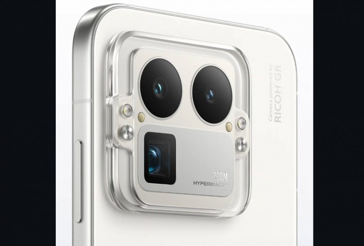 Realme GT 8 Pro Siap Meluncur, Usung Baterai 7000mAh, Kamera 200MP, dan Pengisian Super Cepat 120W