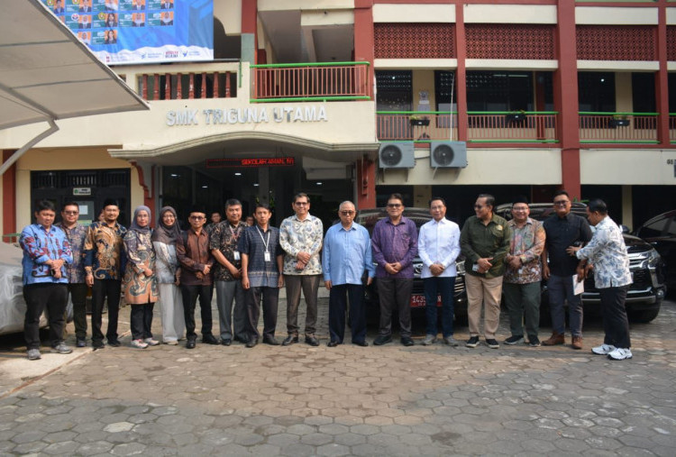 KMA 1543 Tahun 2025 Mulai Diimplementasikan, UIN Jakarta Kunjungi Sejumlah Sekolah Mitra