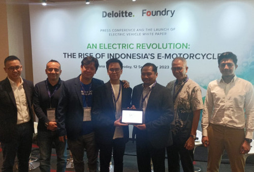 Kolaborasi Foundry dan Deloitte Indonesia Luncurkan Riset Percepatan Transisi Ke Motor Listrik
