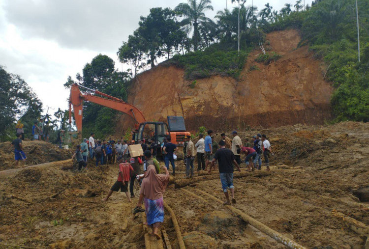 Seluruh Instansi Pemerintah Percepat Penyaluran Bantuan ke Desa Terisolasi di Aceh Timur
