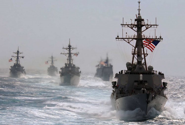 Trump Kirimkan 'Armada Besar' Ke Timur Tengah: Kami Mengawasi Iran