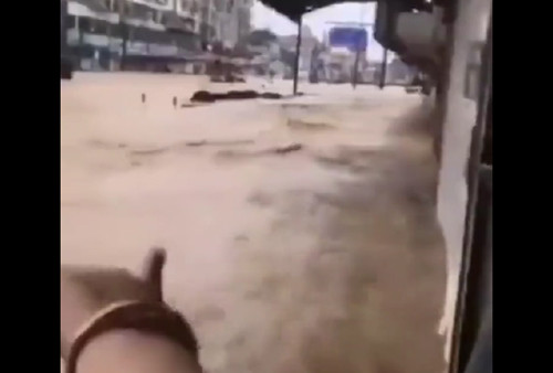 Ratusan Ribu Warga Tiongkok Dievakuasi Akibat Banjir Besar Landa Beberapa Kota