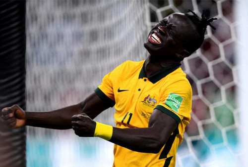 Awer Mabil Datang dari Pegungsian Sudan Hingga Sukses Bawa Australia ke Piala Dunia 