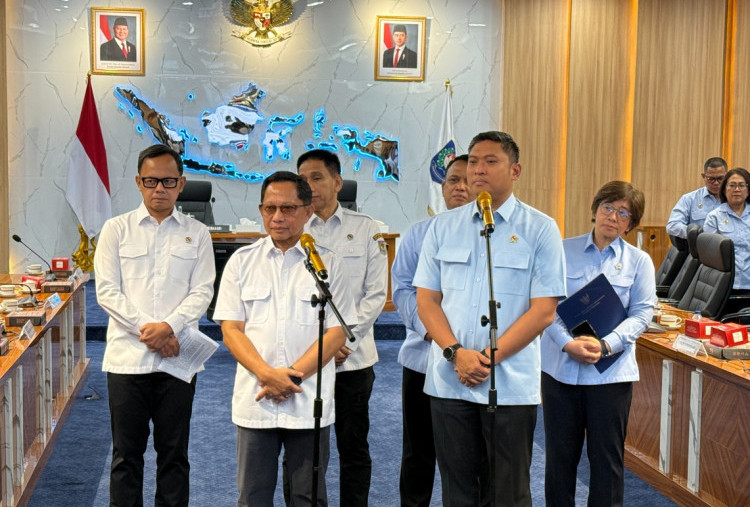 Perkuat Program MBG, Tito Karnavian Instruksikan Kepala Daerah Inspeksi SPPG