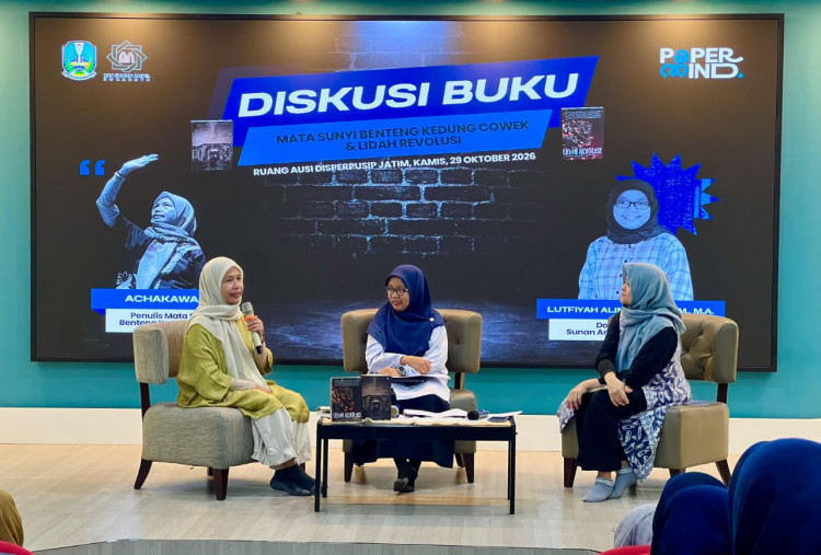 Membincang Sejarah dalam Kacamata Fiksi dan Nonfiksi lewat Mata Sunyi Benteng Kedung Cowek